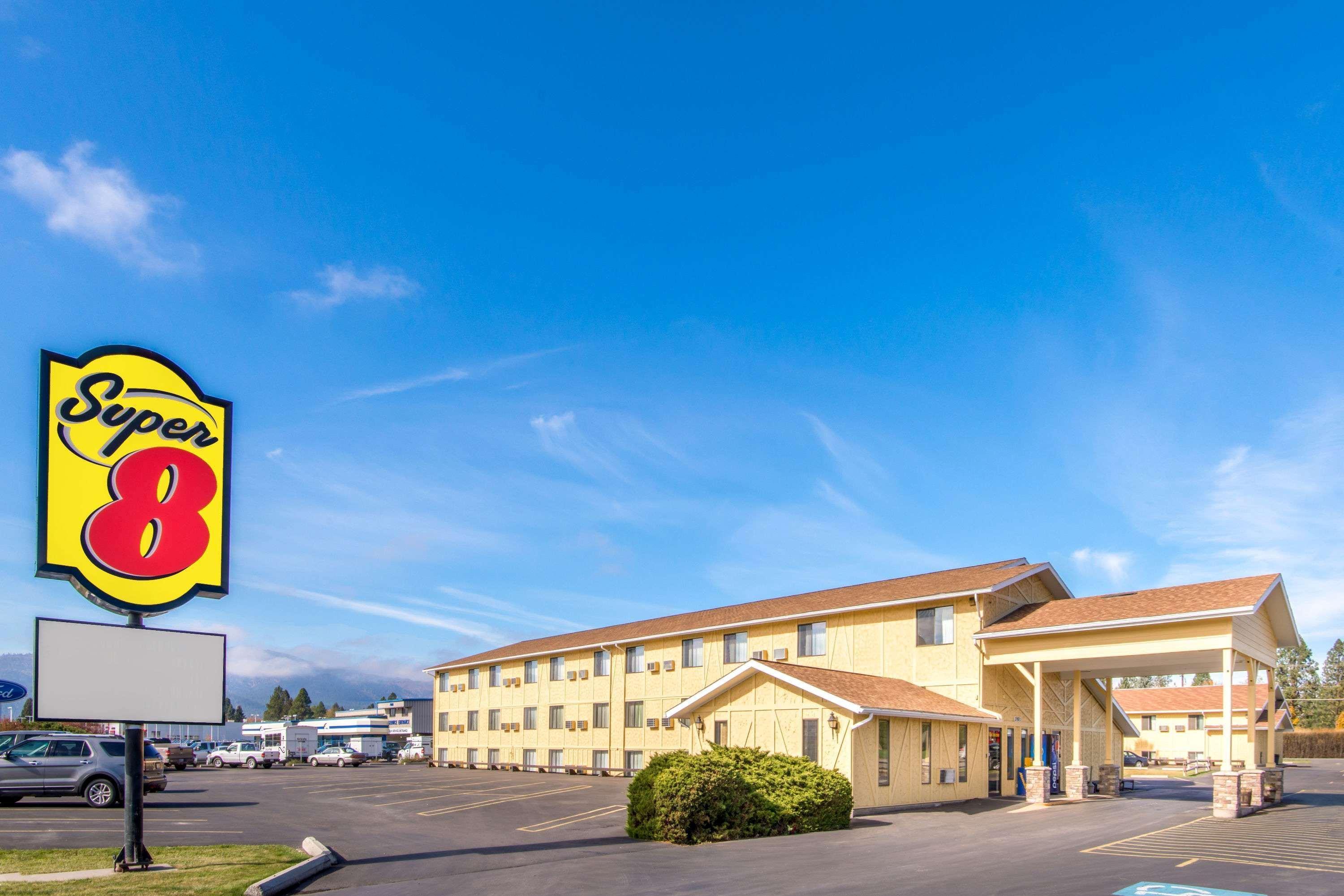 Super 8 By Wyndham Missoula/brooks Street