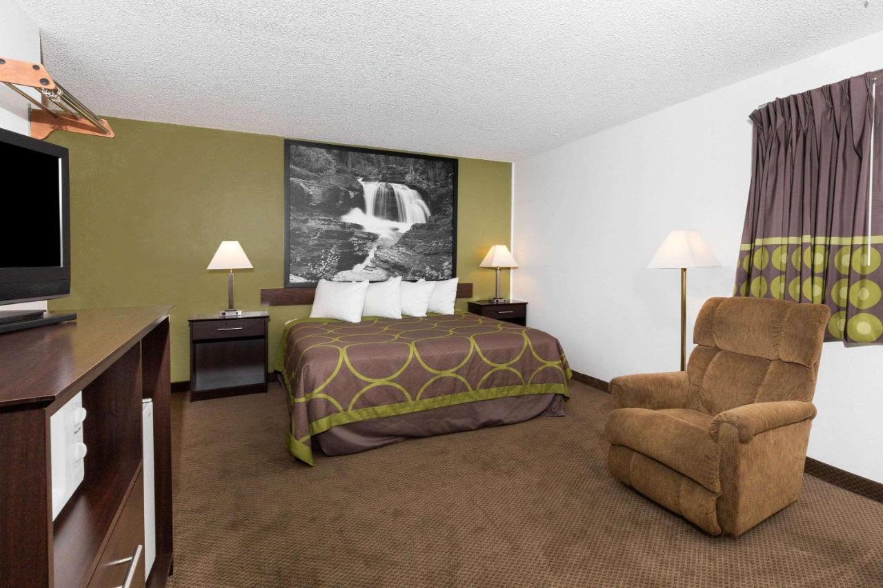 Super 8 By Wyndham Missoula/brooks Street Missoula