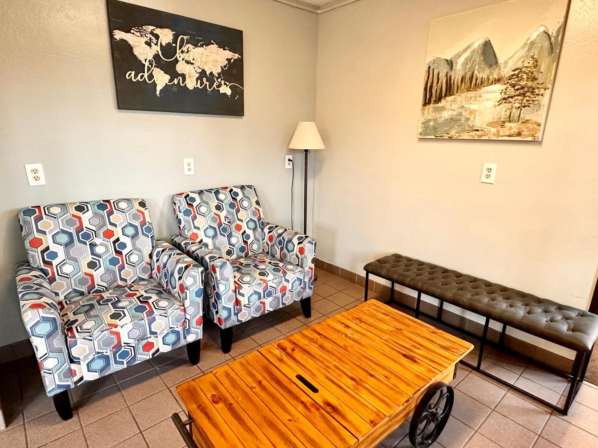 Super 8 By Wyndham Missoula/brooks Street Hotel