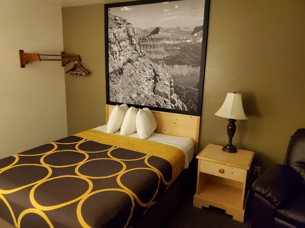 Super 8 By Wyndham Missoula/brooks Street